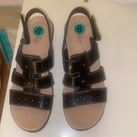 Clarks Shoes Size 8 - Picture 7 of 7